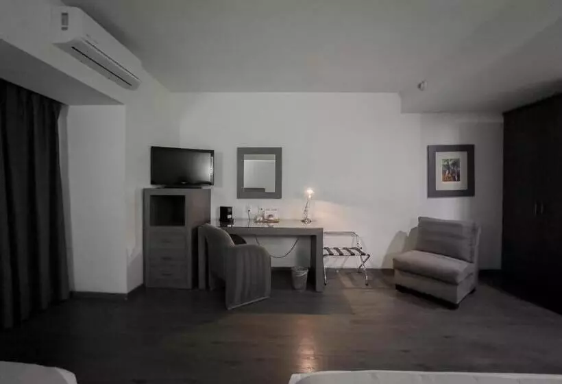 اتاق استاندارد با 2 تخت دوبل, We Hotel Aeropuerto