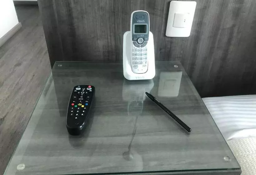 سوئیت مستر, We Hotel Aeropuerto