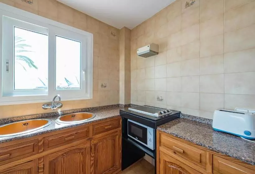 آپارتمان 3 خوابه, Apartamentos Es Cañe