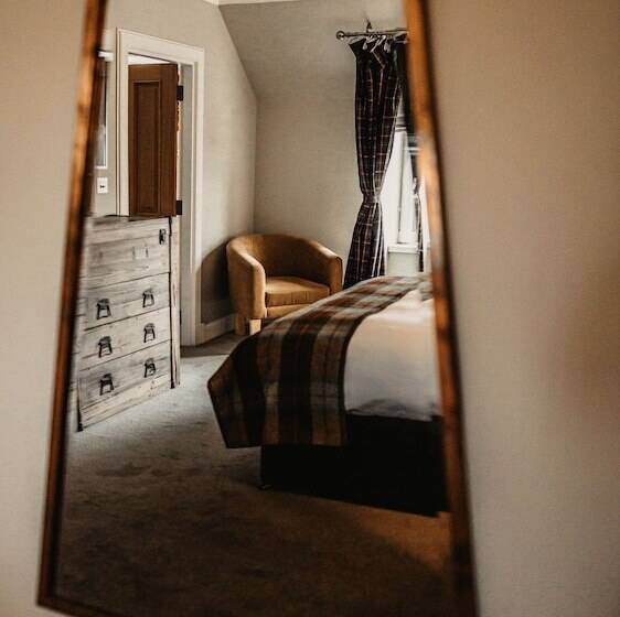 غرفة ديلوكس, Broadford