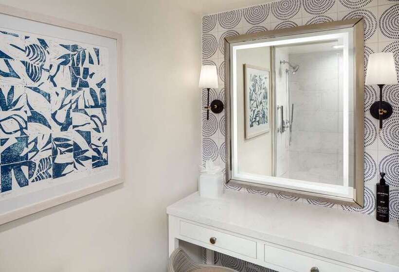 带大床的套房, Casa Marina Key West, Curio Collection by Hilton