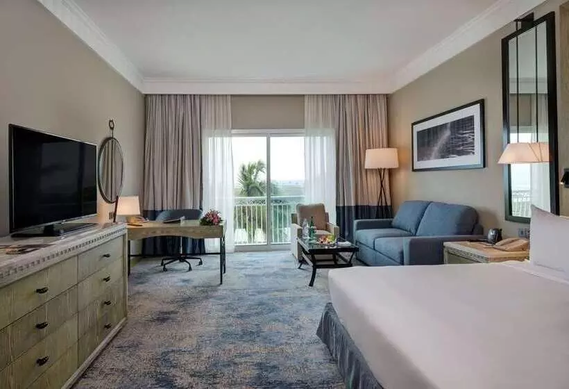 سوئیت با تخت بزرگ, Casa Marina Key West, Curio Collection by Hilton
