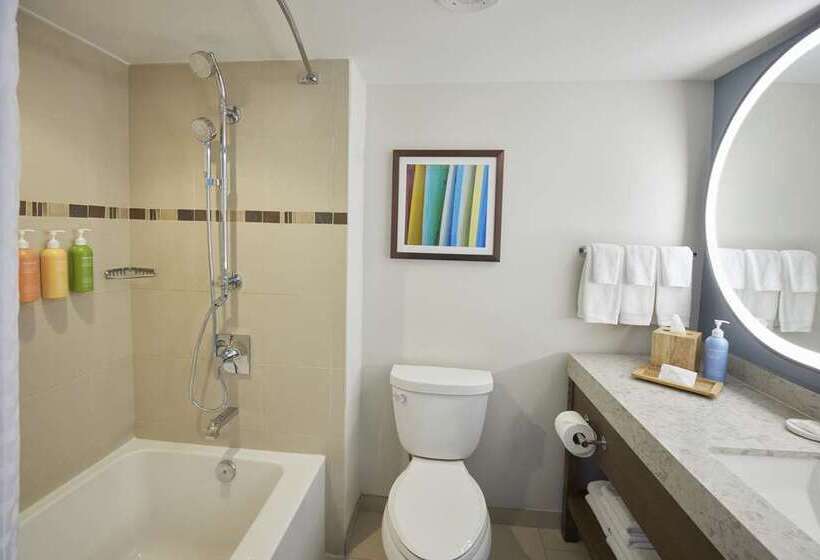 海景套房, Casa Marina Key West, Curio Collection by Hilton