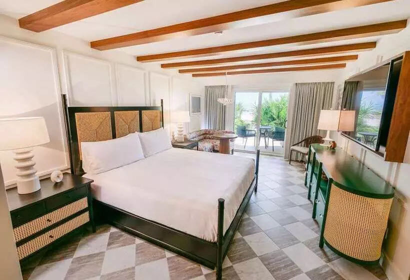 اتاق استاندارد با چشم‌انداز دریا, Casa Marina Key West, Curio Collection by Hilton