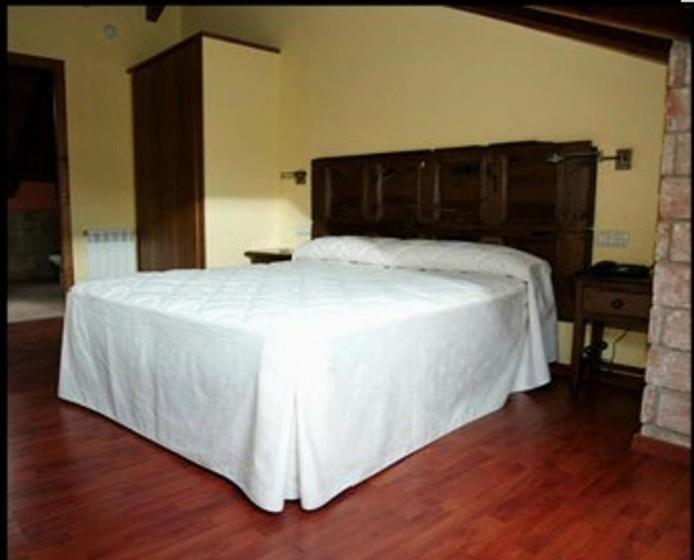 스탠다드 룸, El Jaç