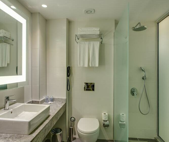 اتاق استاندارد با چشم‌انداز دریا, Falcon