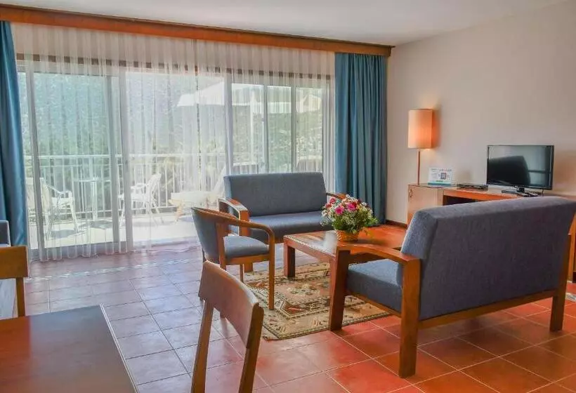سوییت با چشمانداز دریا, Happy Hotel Kalkan