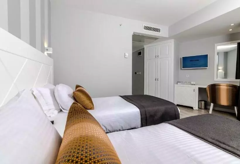 اتاق استاندارد سه نفره, Motto Premium Hotel&spa