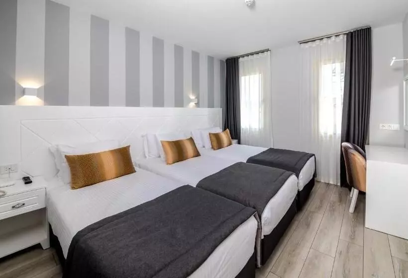 اتاق استاندارد سه نفره, Motto Premium Hotel&spa