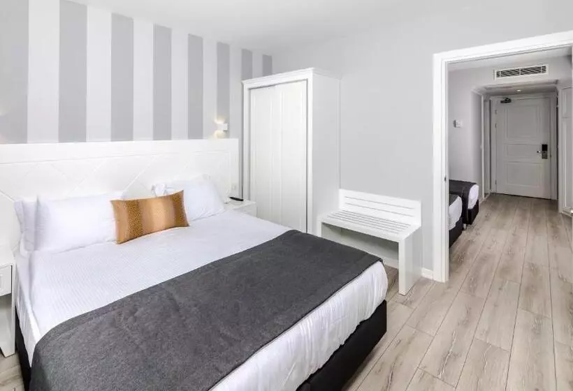 اتاق استاندارد چهار تخته, Motto Premium Hotel&spa
