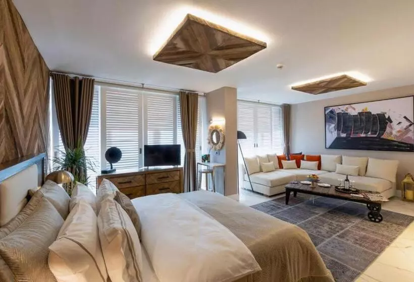 سوییت اجرایی, Motto Premium Hotel&spa