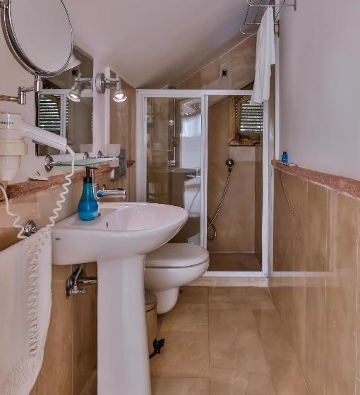 סוויטה עם טרסה, Oyster Residences   Adult Only