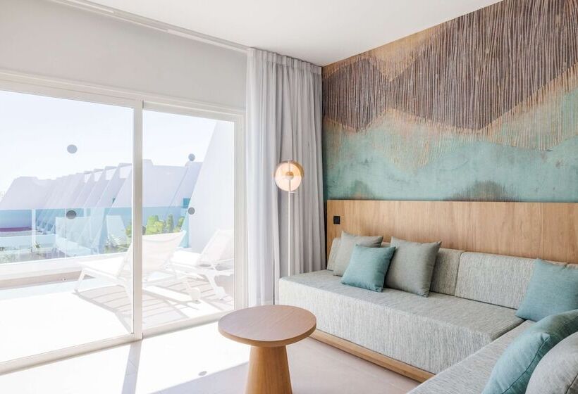 سوییت جونیور, Radisson Blu Resort Lanzarote