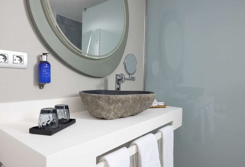 سوییت با چشمانداز جانبی دریا, Radisson Blu Resort Lanzarote