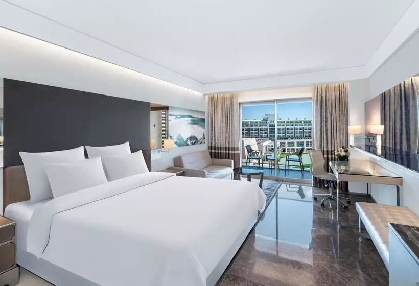 اتاق لوکس با چشمانداز باغ, Rixos Premium Belek, The Land of Legends Access