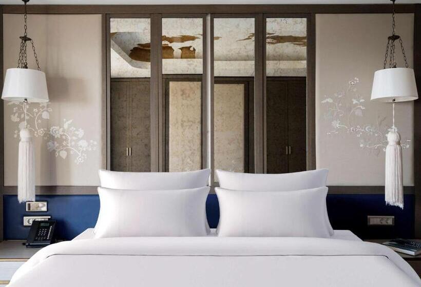 جناح, Rixos Premium Belek, The Land of Legends Access