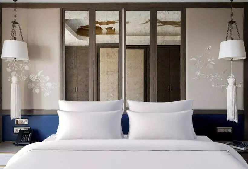 سوییت, Rixos Premium Belek, The Land of Legends Access