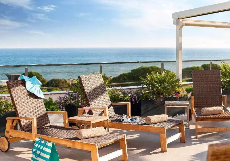 سوییت, Rixos Premium Belek, The Land of Legends Access