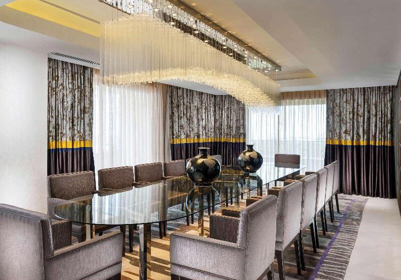 جناح, Rixos Premium Belek, The Land of Legends Access