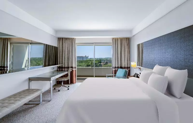 سوییت سوپریور با چشمانداز دریا, Rixos Premium Belek, The Land of Legends Access
