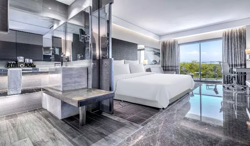 اتاق خانوادگی, Rixos Premium Belek, The Land of Legends Access