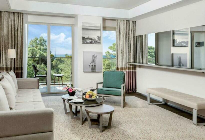 جناح ديلوكس مطل على البحر, Rixos Premium Belek, The Land of Legends Access