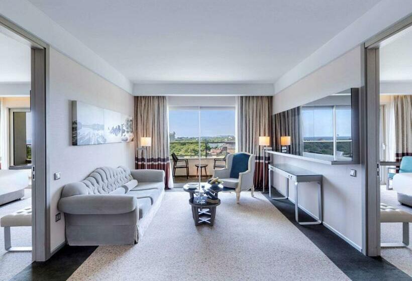 جناح سوبيريور مطل علي البحر, Rixos Premium Belek, The Land of Legends Access