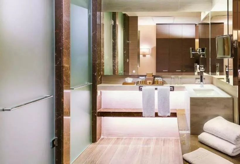 اتاق لوکس با چشمانداز باغ, Rixos Premium Belek, The Land of Legends Access