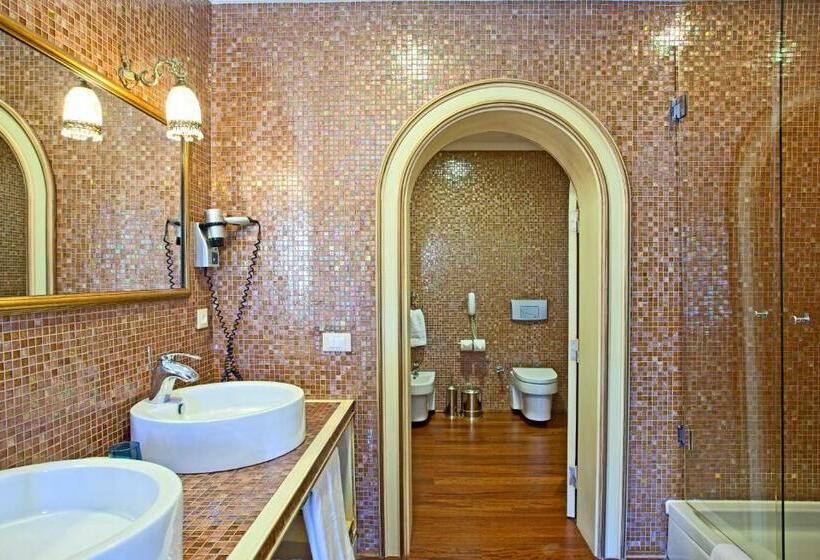Люкс Кровать Кинг, Salmakis Resort & Spa