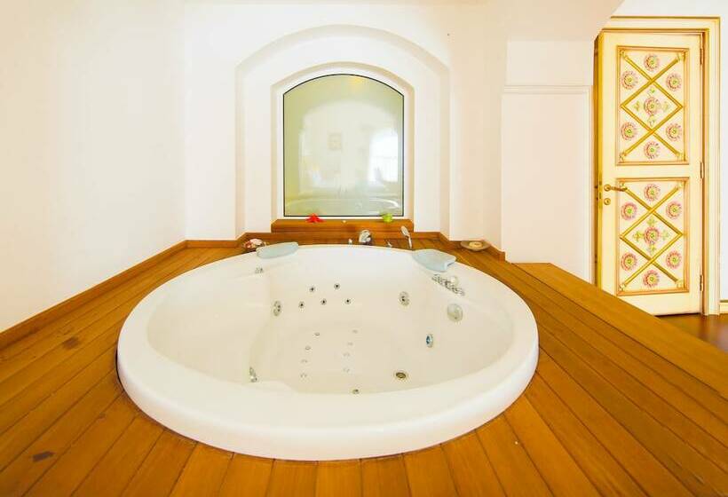 Люкс Кровать Кинг, Salmakis Resort & Spa