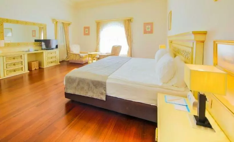 ペントハウススイート, Salmakis Resort & Spa