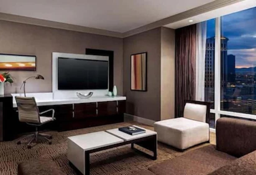 스위트, The Mirage