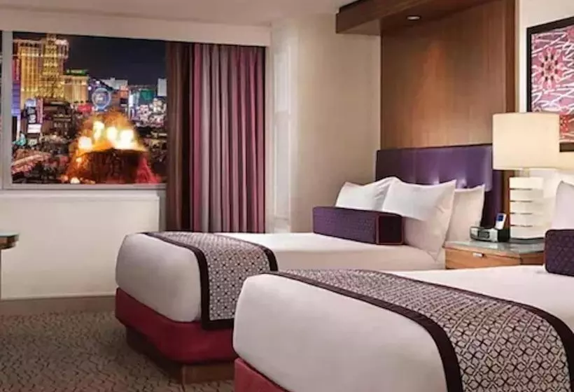 اتاق استاندارد با تخت دو نفره بزرگ, The Mirage