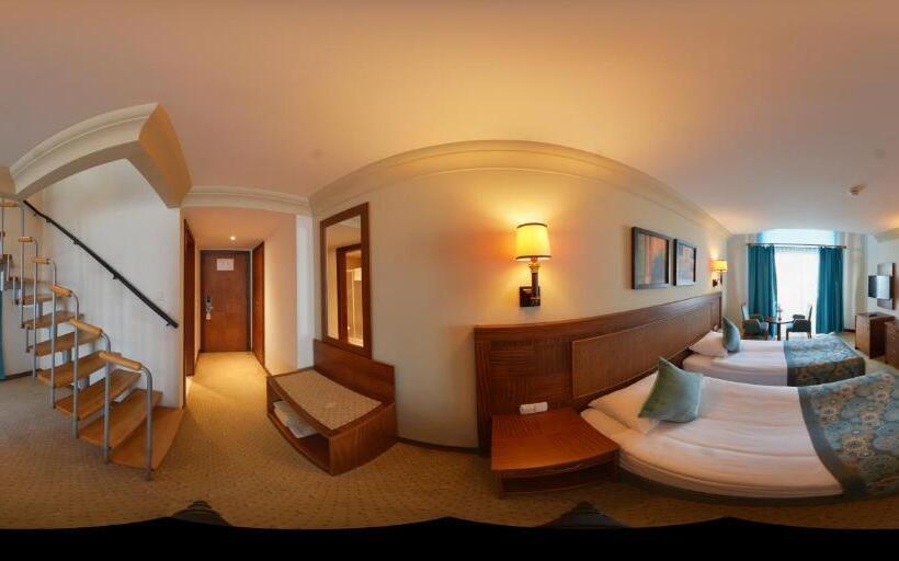 Семейный Номер, Villa Side