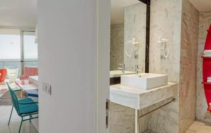 سوییت با چشم‌انداز دریا, Marina Suites Gran Canaria
