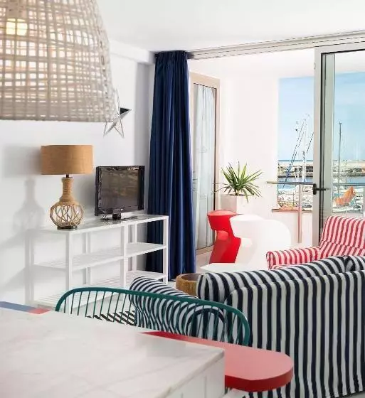 سوئیت پریمیوم, Marina Suites Gran Canaria