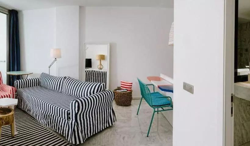 سوئیت پریمیوم, Marina Suites Gran Canaria