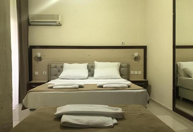 Трехместный Номер Стандарт с Балконом, Tumay Hotel Bitez