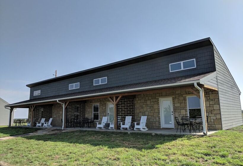 كابينة ديلوكس, East Bank On Mill Creek