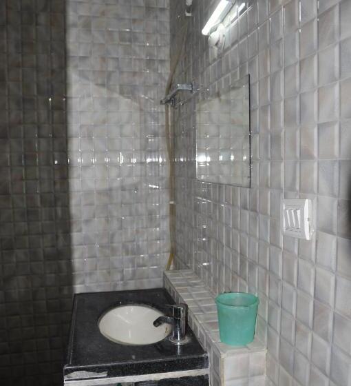 Deluxe Rum, Always Welcome