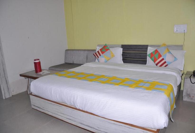 Deluxe Rum, Always Welcome