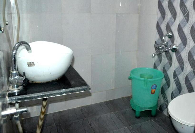 Deluxe Rum, Always Welcome