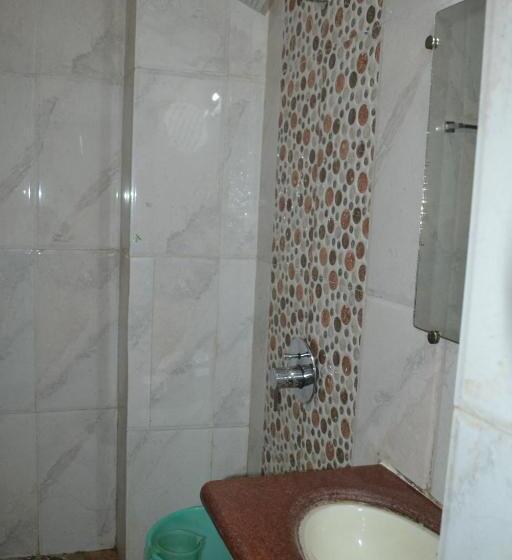 Deluxe Rum, Always Welcome