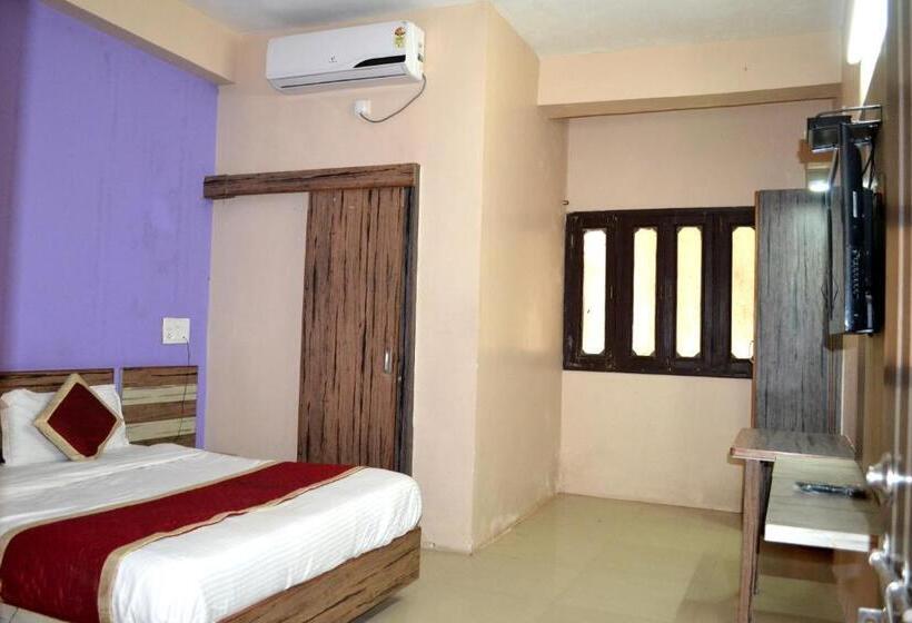 Deluxe Rum, Always Welcome