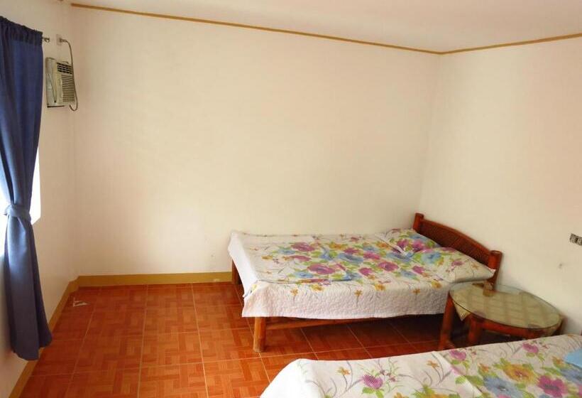 Quarto Familiar, Anilao Scuba Dive Center