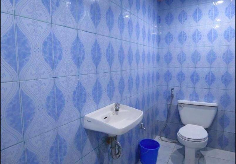 Quarto Economy, Anilao Scuba Dive Center