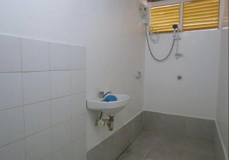 Quarto Estandar, Anilao Scuba Dive Center