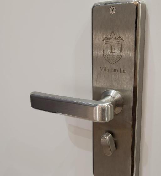 اتاق استاندارد با بالکن, Vila Emilia