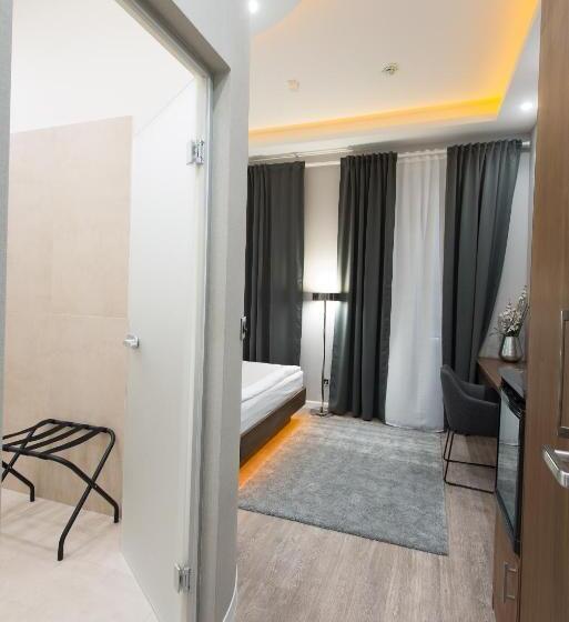 اتاق استاندارد با بالکن, Vila Emilia