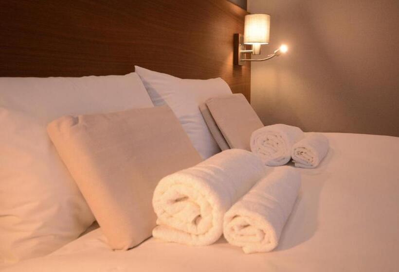 اتاق استاندارد, Vila Emilia